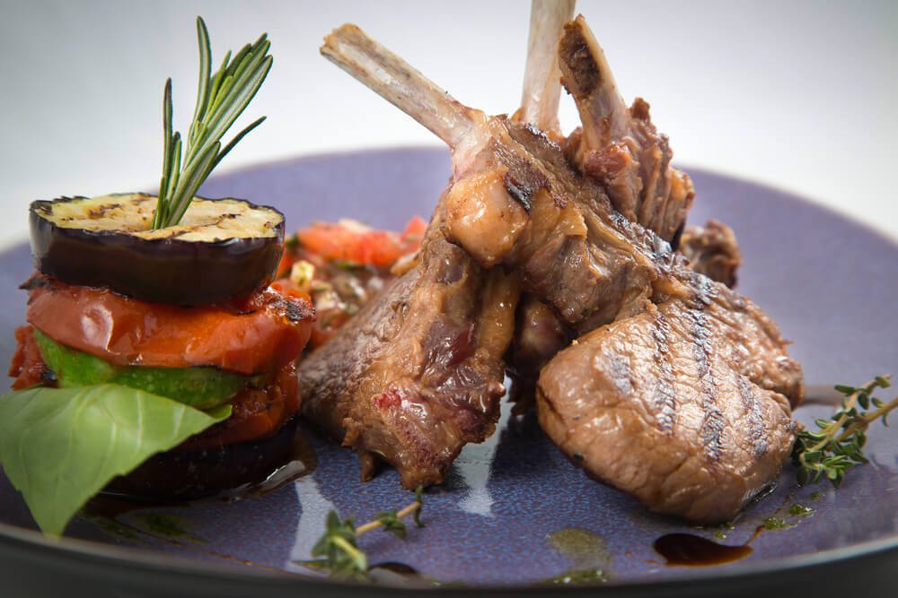 Meat,On,The,Bone,Grill,Tomato,Eggplant