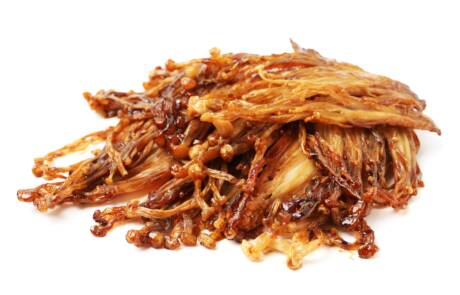 Tasty,Fried,Enoki,Mushrooms,Isolated,On,White